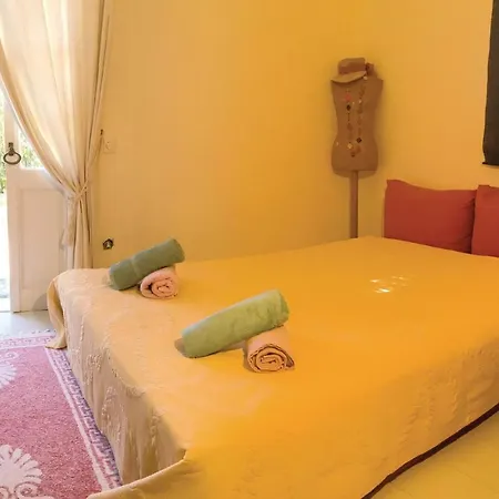 In With 3 Bedrooms And Wifi Дом отдыха Циливи