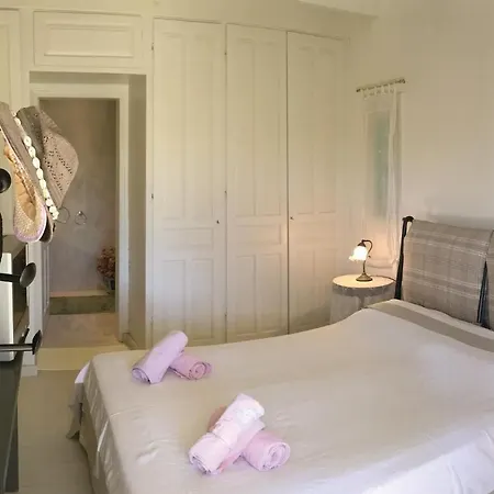 In With 3 Bedrooms And Wifi Циливи